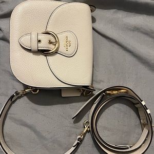 Coach Kleo  shoulder bag 17
